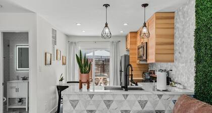 Casa Nova - Central San Diego FREE parking