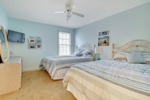 4 bedrooms, iron/ironing board, free WiFi