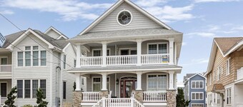  LOCATION-PRIME:  Steps away from the Boardwalk & BEACH