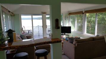 Smart TV, DVD player, stereo