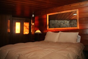 1 Schlafzimmer, Schreibtisch, Bügeleisen/Bügelbrett, Reisekinderbett