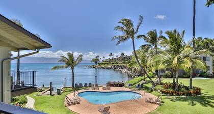 Ultimate Oceanfront Experience. Trooppinen ylellisyyttä ja upeat näkymät