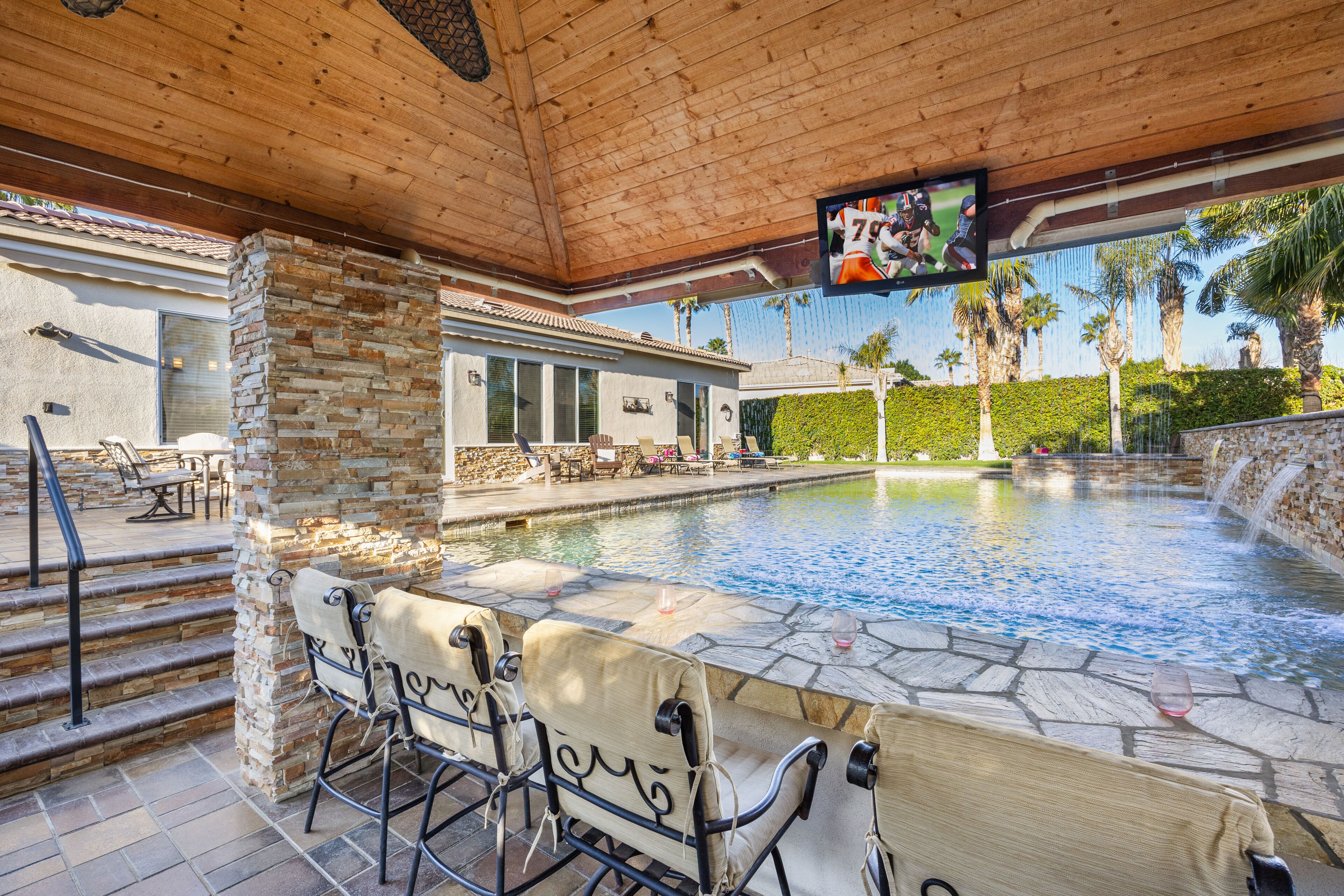 室外泳池、暖水池