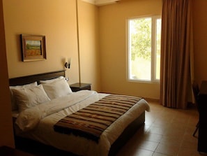 1 bedroom, in-room safe, WiFi, bed sheets