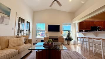 TV, DVD player, table tennis, stereo