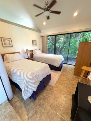 2 habitaciones, tabla de planchar con plancha, wifi y ropa de cama