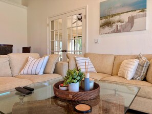 TV, DVD player, ping pong, stereo