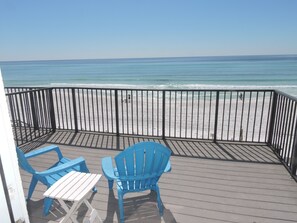 Property grounds - Any Closer to the Beach, You'd Have Sand in Your Sheets! Book for Spring. (Miramar Beach)