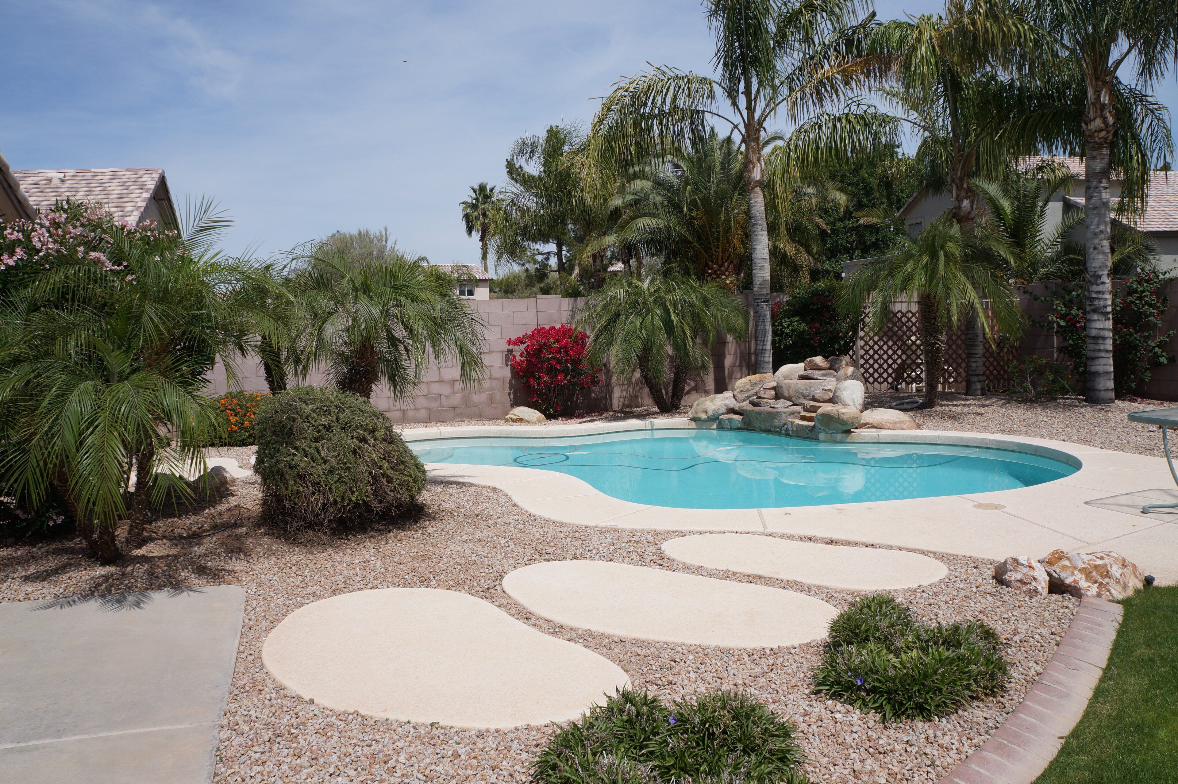 Fully Furnished Vacation Rental In Golf Community! Chandler Arizona * 3 Bedroom*
