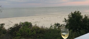 Starlight by the Sea, the porch, the view, straight from your dreams