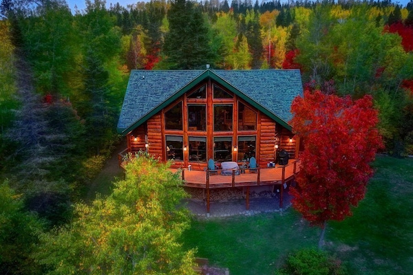 Lutsen Lookout in splendid fall colors