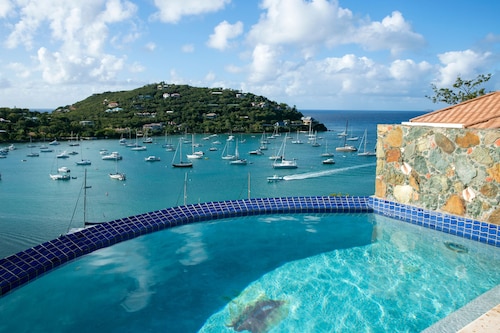 Pink Conch - 2 Bedroom Luxury Villa, Great Cruz Bay, St. John - Backup generator