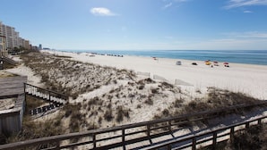Beach - The Beach House - Panoramic Ocean Views & Beach Access Near Local Attractions (Orange Beach)