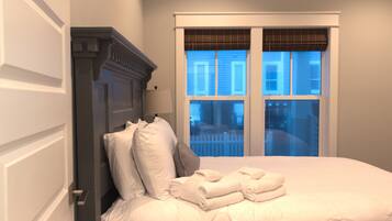 5 bedrooms, iron/ironing board, travel cot, free WiFi