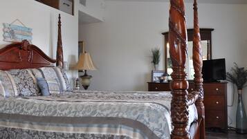 4 chambres, fer et planche à repasser, lit parapluie, Wi-Fi gratuit