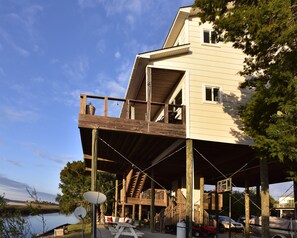 Exterior - WATERFRONT Home  - Dolphins, Sunsets, Fishing, Kayaks, Canoe, Wildlife (Crawfordville)