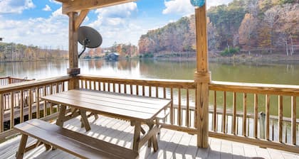 Lakeview Fishing Cabin