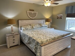 2 bedrooms, desk, iron/ironing board, free WiFi