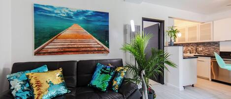 Televisie, een dvd-speler en een filmbibliotheek