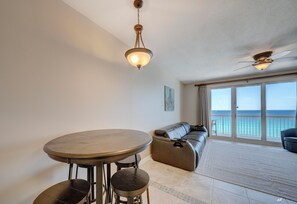 Interior - Amazing Views! Newly Remodeled 9th Floor King Bed and Queen Murphybed (Panama City Beach)