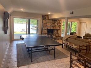Interior - Luxurious Lakefront Retreat (Northport)