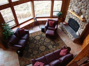 Smart TV, fireplace, DVD player, books - Right On the Beach! Hot Tub, Pet-friendly, Fireplace, WiFi, Best of NW Escapes! (Moclips)