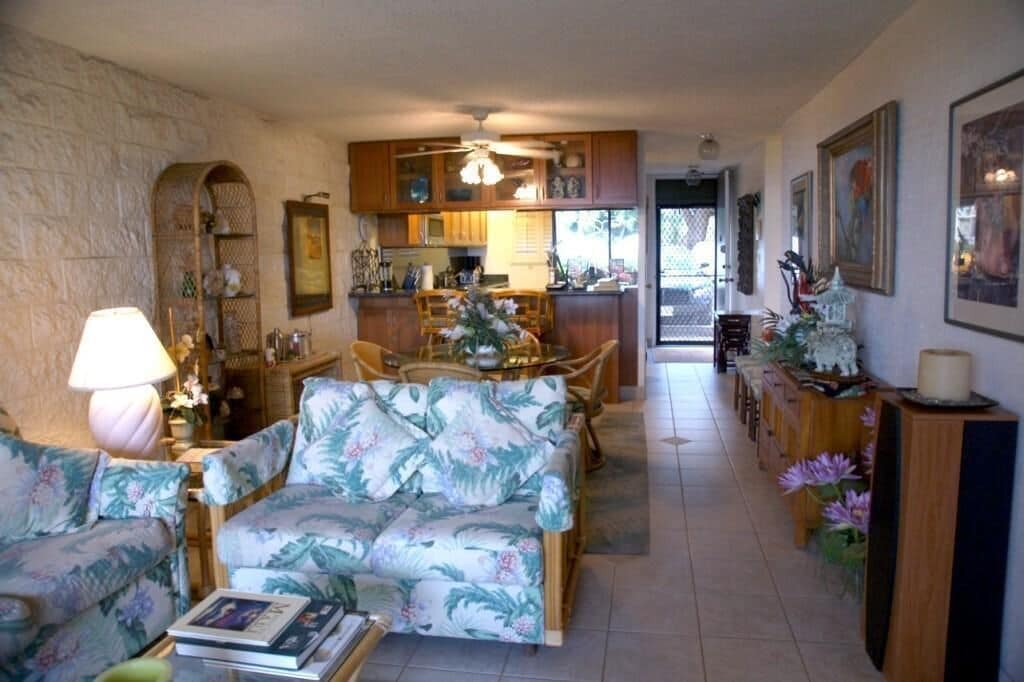 Smart TV, DVD player, books, music library