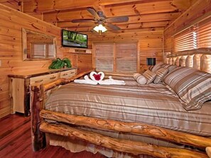 2 soverom, strykejern/-brett, wi-fi (inkludert) og sengetøy