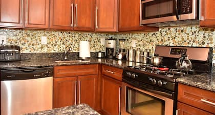 Direkt am Strand, Ideal für Familien und Paare, schöner Ort für Sonnenuntergangsliebhaber !!!!!!