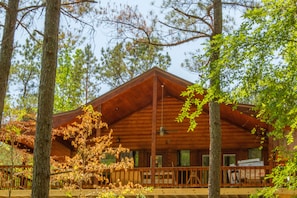 Exterior - Beavers Bend State Park entrance 259A , Southern Hill Addition; Wood Knot Cabin (Broken Bow)