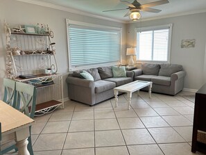 Smart TV, DVD player, stereo