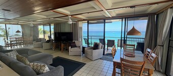 Ekte rimelig luksus ~ 1250 s. f Beauty ~ Big Beachfront End Unit