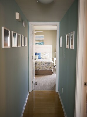 2 bedrooms, iron/ironing board, travel cot, WiFi