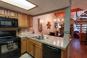 Fridge, microwave, oven, stovetop - Wonderful 3 Bed, 3 Bath Condo, River and Forest Views, Steps from Shuttle. (Winter Park)