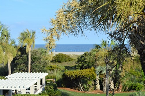 Ocean Front - 3 Bedrooms, 3 Baths- Great View, Perfect Location!