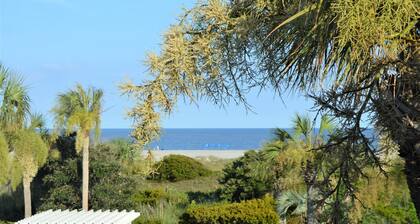 Ocean Front - 3 Bedrooms, 3 Baths- Great View, Perfect Location!