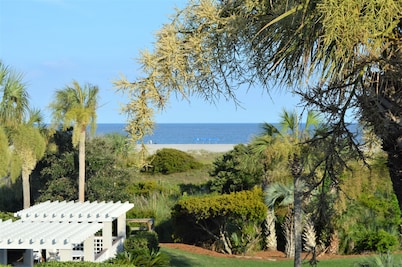 Ocean Front - 3 Bedrooms, 3 Baths- Great View, Perfect Location!