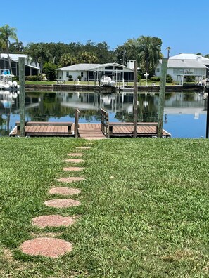 Property grounds - Waterfront Home w/ Private Boat Dock On  Lagoon (Crystal River)