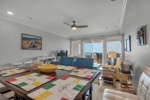 Interior - Stay & Play | 🚲 Beachfront + Bikes, Kayaks, SUP & Pool Fun on Navarre Beach 🌴 (Navarre Beach)
