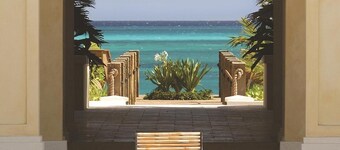 Villa 304: 3rd Floor, 2 Bedrooms, 2 1/2 Baths, Ocean Front, NOW WITH 2 KING BEDS