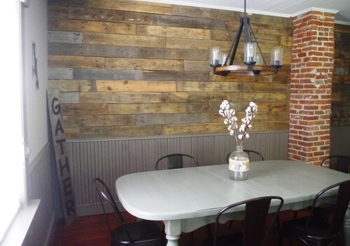 Belle historique 3 chambres 3 salles de bain Guest House w vieille cave à vin en pierre !! 