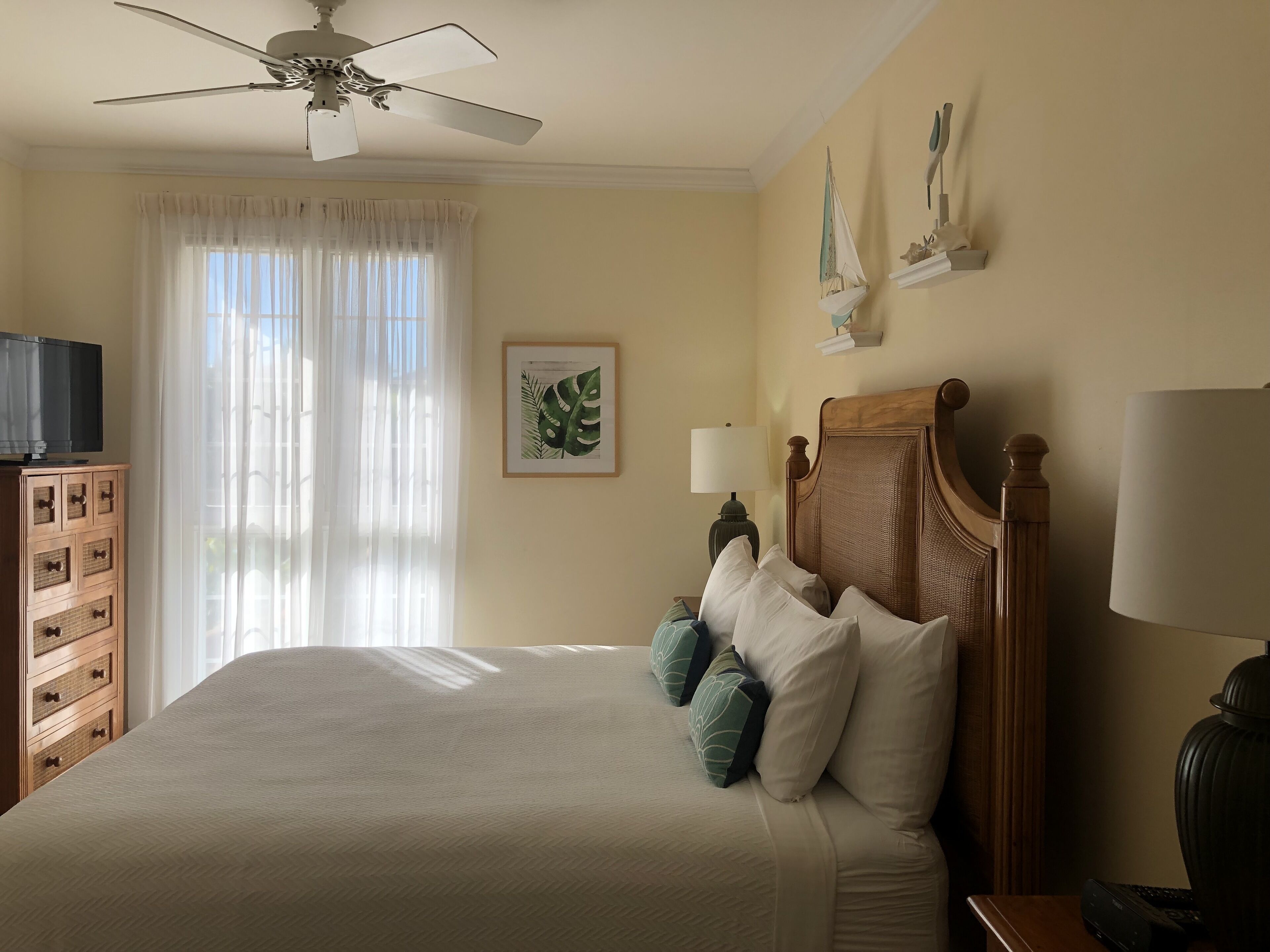 2 habitaciones y caja de seguridad en la habitación 