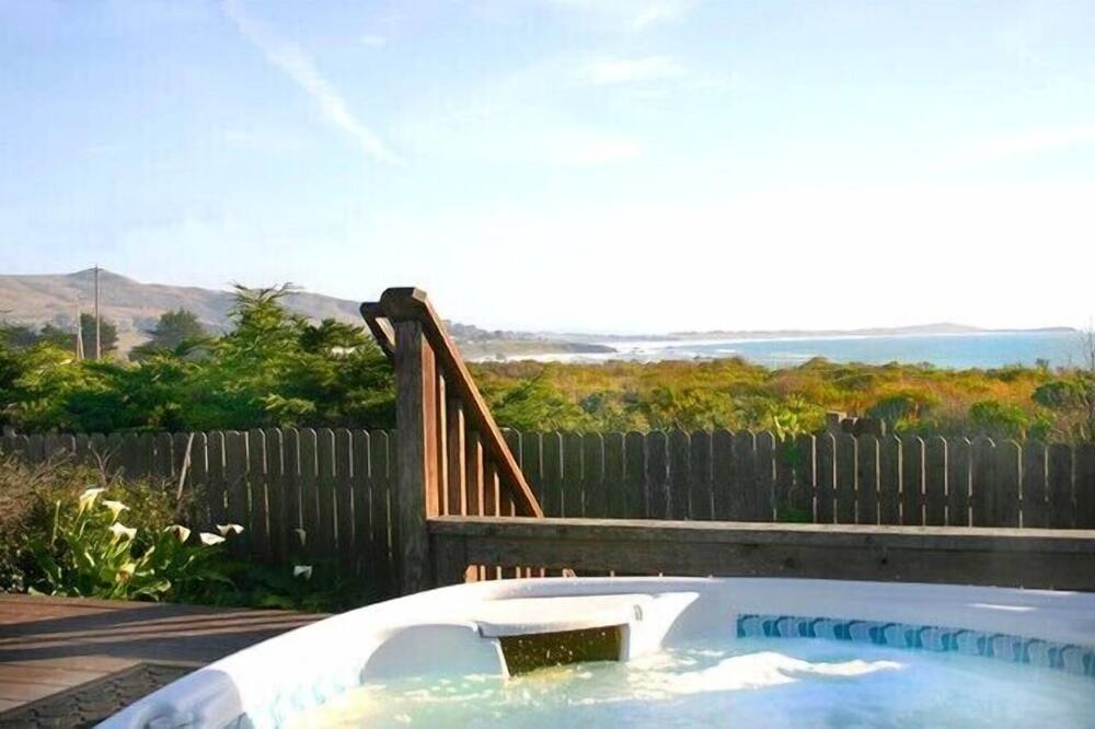 Spacious Yet Cozy Bodega Bay Experience!