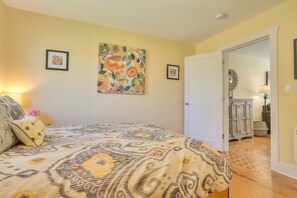 1 chambre, fer et planche à repasser, Wi-Fi gratuit, draps fournis