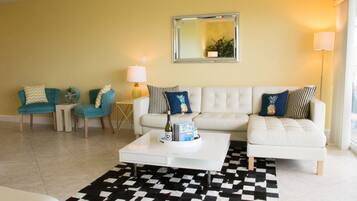 Smart TV, DVD player, books, stereo