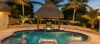 Private Tropical Farm Escape — Tiki Hut Pool & Hot Tub - Pet Friendly Stay!
