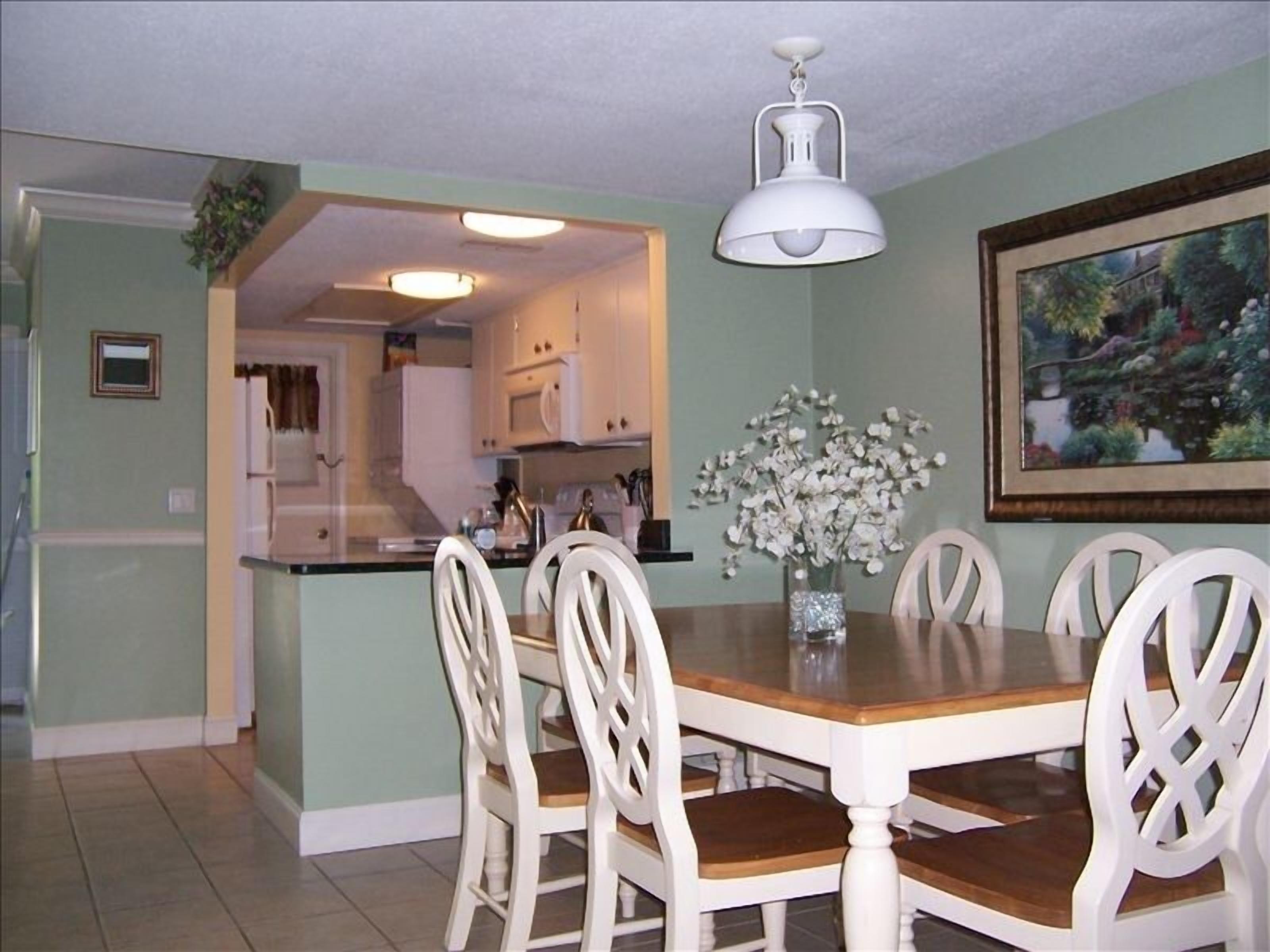 Located on S. Forest Beach Dr - Private Pool Area & Easy Walk to the Beach! 