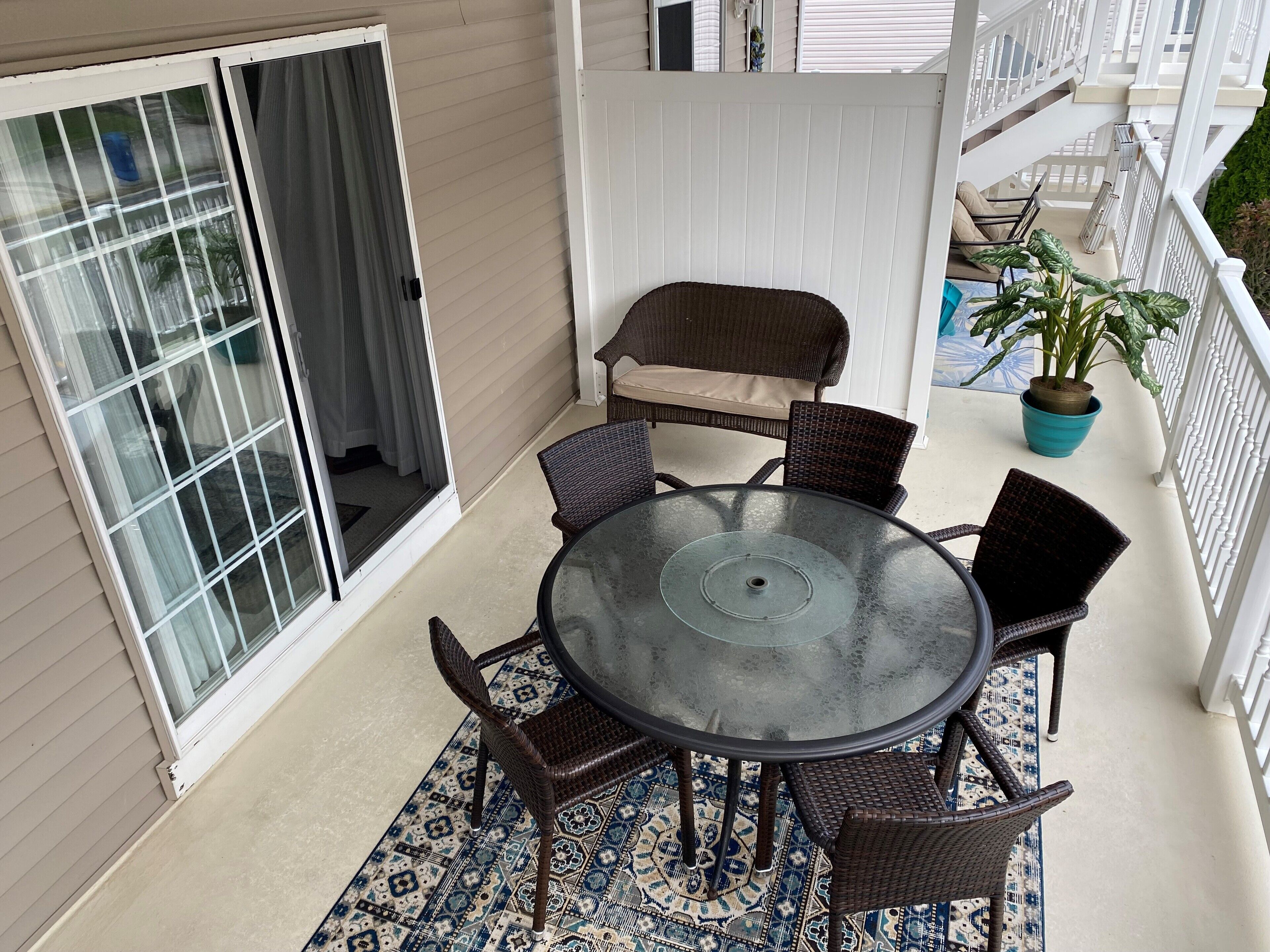 Beautiful 3 bed 2 bath close to  beach plenty of restaurants  convention center!