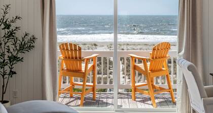 Newly Renovated Oceanfront Home w/Private Heated Pool, Hot Tub & Tent Service