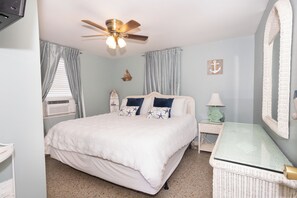 2 bedrooms, iron/ironing board, WiFi, bed sheets - Gorgeous Unobstructed Gulf views & path in Laguna Beach on quiet West End of PCB (Panama City Beach)